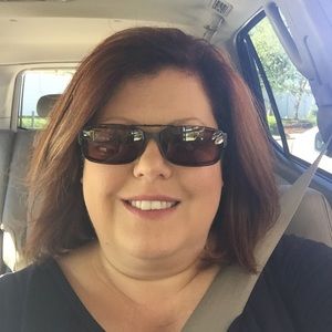 Meet your Posher, Traci